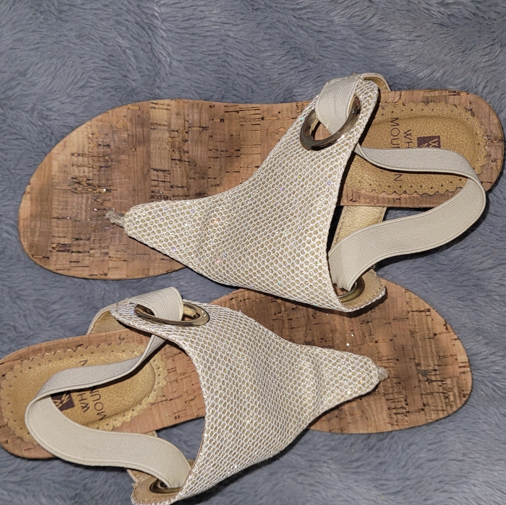 Heels - Picture 3 of 3